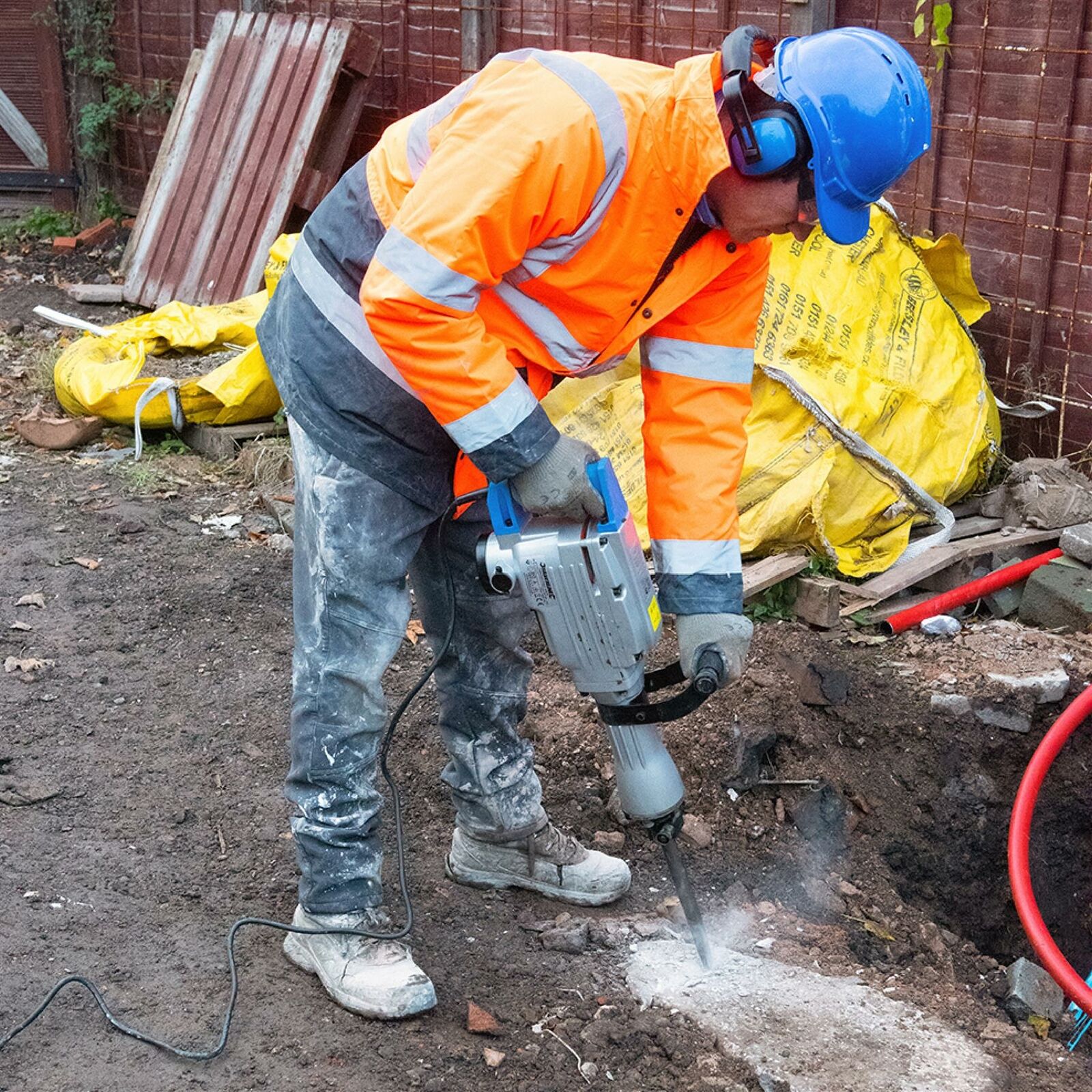 Silverline Electric Demolition Jack Hammer Drill Concrete Breaker Chisel 1500w Silverline Electric Demolition Jack Hammer Drill Concrete Breaker Chisel 1500w