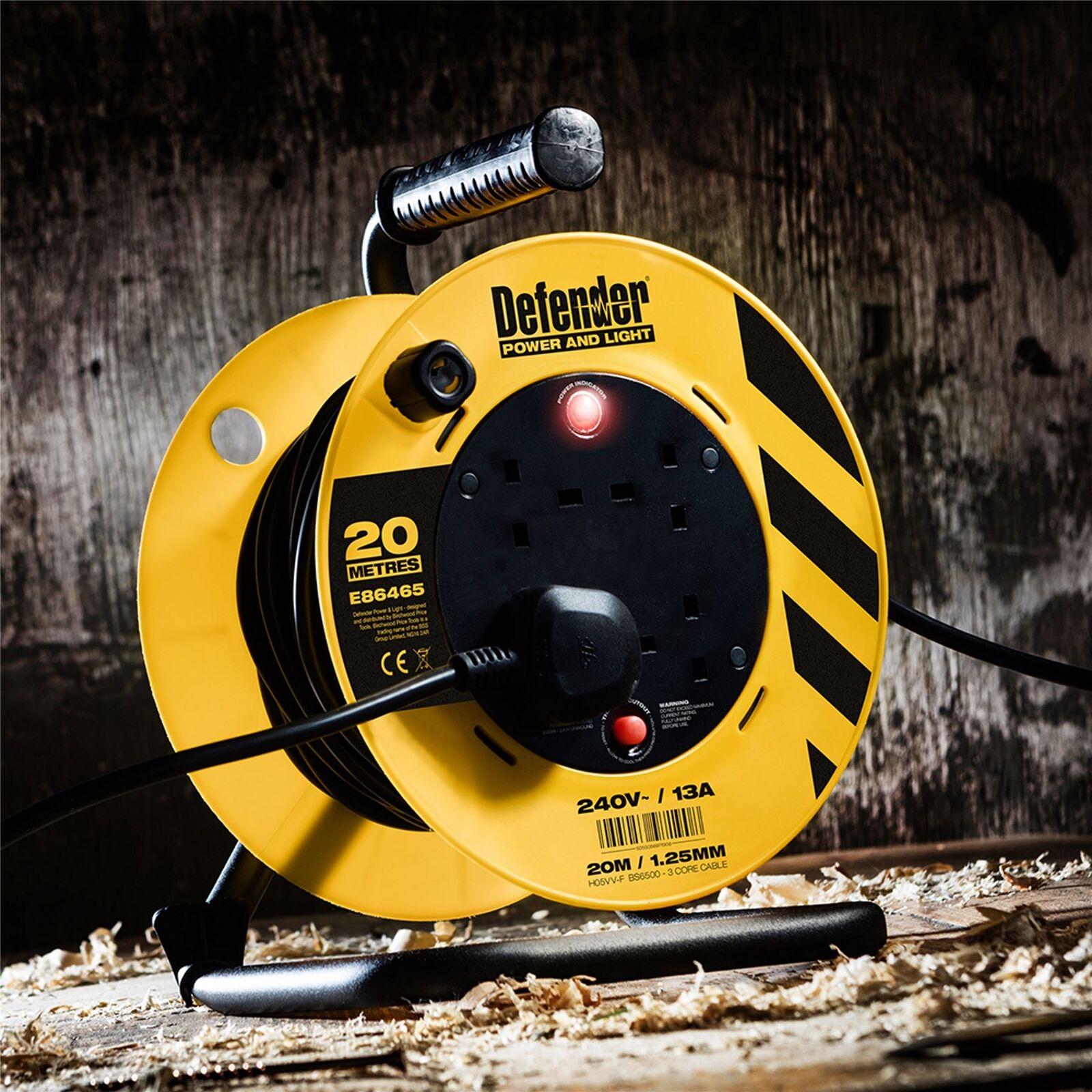 Defender 240V Lightweight Cable Extension Reel 1.25mm2 4-Way 13A 20m Power Tools Defender 240V Lightweight Cable Extension Reel 1.25mm2 4-Way 13A 20m Power Tools
